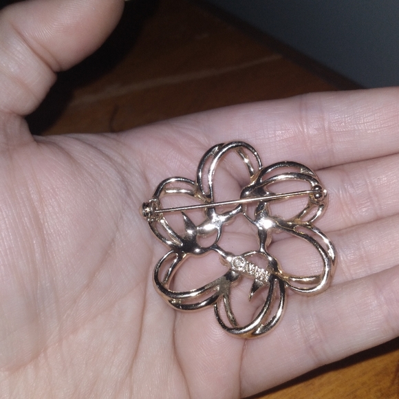 Signed Silver Tone Rhinestone Sarah Coventry Floral Brooch - Picture 2 of 2